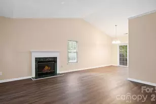 5322 Chinemist Ct, Charlotte, NC 28269 - Photo 4