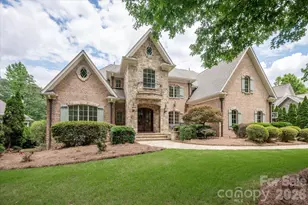 731 Mendenhall Ct, Fort Mill, SC 29715 - Photo 1