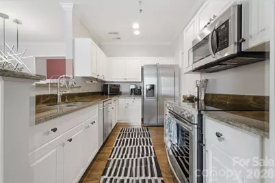 1131 Park West Drive, Charlotte, NC 28209 - Photo 10