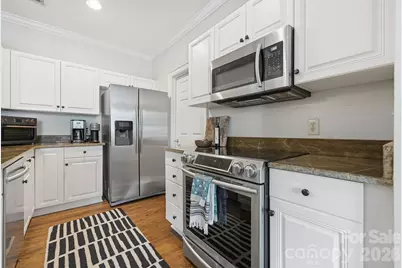 1131 Park West Drive, Charlotte, NC 28209 - Photo 12