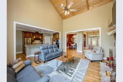 167 Tatham Road, Hendersonville, NC 28792 - Photo 10