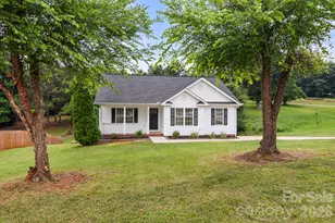 2931 Greenleaf Rd, Clover, SC 29710 - Photo 1