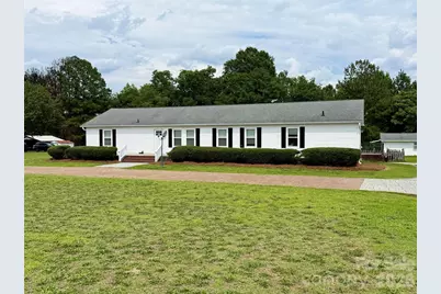 288 Farris Road, Clover, SC 29710 - Photo 2