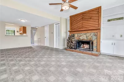 2881 White Oak Mountain Road #B-11, Columbus, NC 28722 - Photo 4