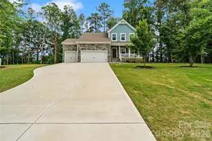 5532 Angus Dr, Midland, NC 28107 - Photo 4