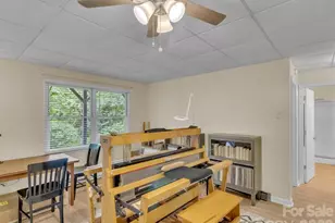 228 Crescent Dr, Lake Junaluska, NC 28745 - Photo 32