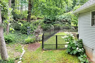 228 Crescent Dr, Lake Junaluska, NC 28745 - Photo 46
