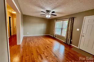 95 Newberry Dr, Fletcher, NC 28732 - Photo 6