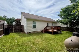 95 Newberry Dr, Fletcher, NC 28732 - Photo 2