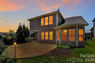6071 Drave Ln, Fort Mill, SC 29715 - Photo 2