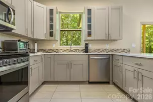 48 River Walk Dr, Asheville, NC 28804 - Photo 12
