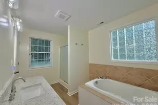 917 W Pine St, Blacksburg, SC 29702 - Photo 14