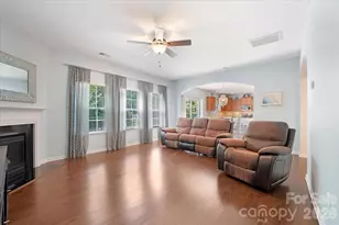 9718 Loughlin Ln, Charlotte, NC 28273 - Photo 14