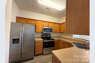 4606 Kingsland Court, Charlotte, NC 28269 - Photo 6
