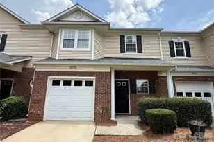 4606 Kingsland Ct, Charlotte, NC 28269 - Photo 1