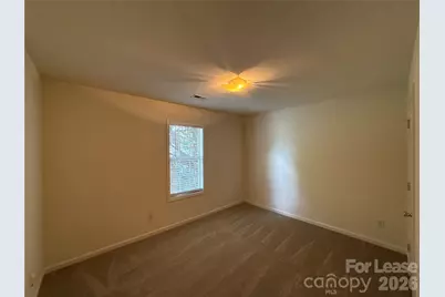 4606 Kingsland Court, Charlotte, NC 28269 - Photo 12