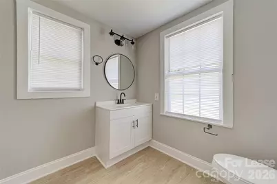 452 13th Avenue NE, Hickory, NC 28601 - Photo 14