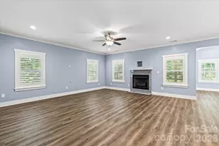 7575 Deer Track Dr, Denver, NC 28037 - Photo 10