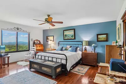 138 Woodbridge Drive, Hendersonville, NC 28739 - Photo 24