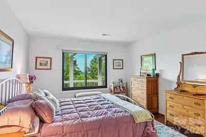138 Woodbridge Drive, Laurel Park, NC 28739 - Photo 34