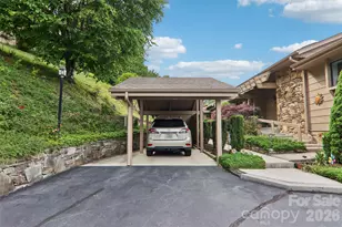138 Woodbridge Dr, Hendersonville, NC 28739 - Photo 8