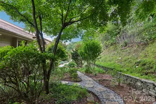 138 Woodbridge Dr, Laurel Park, NC 28739 - Photo 6