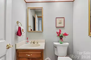 138 Woodbridge Dr, Laurel Park, NC 28739 - Photo 22