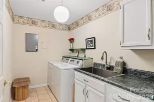 138 Woodbridge Dr, Laurel Park, NC 28739 - Photo 30