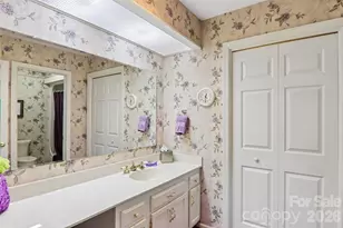 138 Woodbridge Dr, Laurel Park, NC 28739 - Photo 32