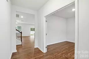 3652 Azalea Rdg Dr, Mount Holly, NC 28120 - Photo 4