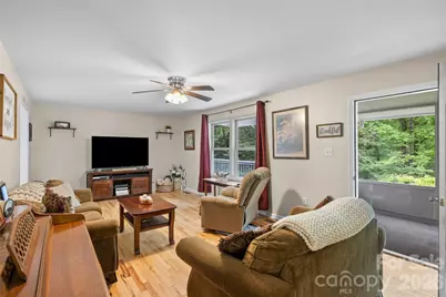 125 Round Mountain Road, Brevard, NC 28747 - Photo 4