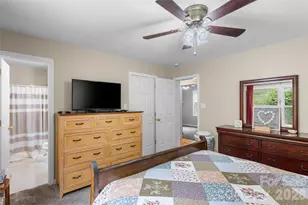 125 Round Mountain Rd, Brevard, NC 28747 - Photo 18