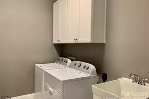 15109 High Bluff Ct, Charlotte, NC 28278 - Photo 16