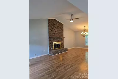 4827 Harri Ann Drive, Charlotte, NC 28227 - Photo 2