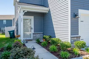 321 Fairchild Wy, Albemarle, NC 28001 - Photo 2