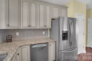309 Mill Rd, Charlotte, NC 28216 - Photo 8