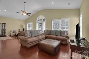 309 Mill Rd, Charlotte, NC 28216 - Photo 22