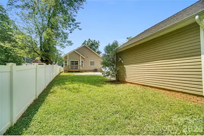 309 Mill Road, Charlotte, NC 28216 - Photo 40