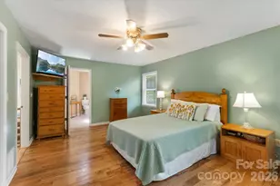 134 Valle Way, Hendersonville, NC 28739 - Photo 8