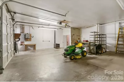 134 Valle Way, Hendersonville, NC 28739 - Photo 24