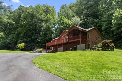 134 Valle Way, Hendersonville, NC 28739 - Photo 28