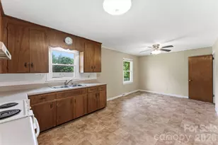 609 Temple St, Kings Mountain, NC 28086 - Photo 14