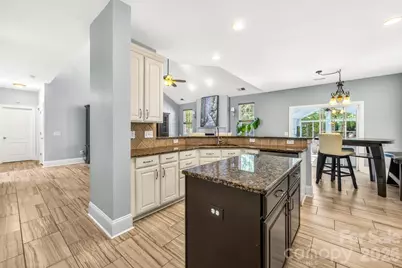 610 Springwood Drive, Waxhaw, NC 28173 - Photo 10