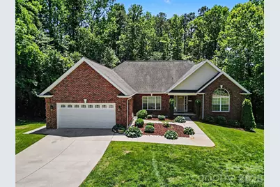 1436 20th Avenue Place NE, Hickory, NC 28601 - Photo 1