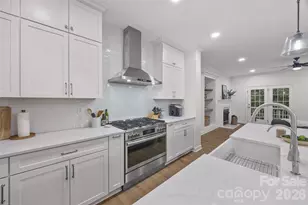 171 Longboat Rd, Mooresville, NC 28117 - Photo 2