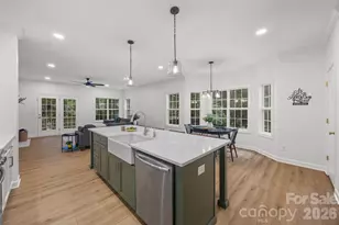 171 Longboat Rd, Mooresville, NC 28117 - Photo 4