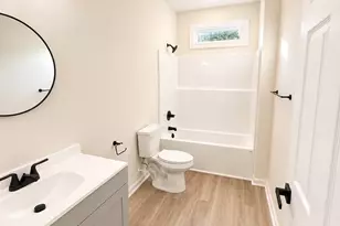 302 White St, Cherryville, NC 28021 - Photo 6