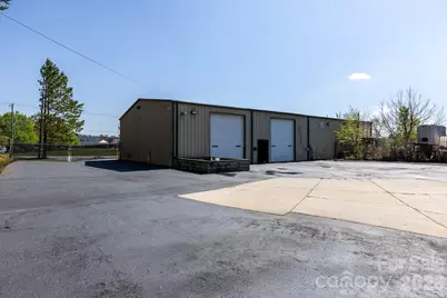 2997 Spartanburg Highway, East Flat Rock, NC 28726 - Photo 2
