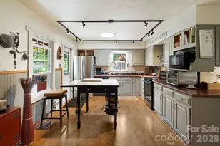 43 Chadwick Wade Dr, Asheville, NC 28804 - Photo 4