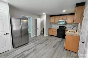 7714 Albemarle Rd, Charlotte, NC 28227 - Photo 12